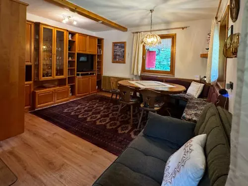 Ferienhaus-Waldenstein, Haus-Waldenstein, Urlaub im Lavanttal in Kärnten, Wandern, Radfahren, Skifahren, Winterurlaub, Badeseen, Restaurants, Sehenswürdigkeiten, Ausflugziele, Kärnten entdecken, Ruhe, Natur, Zeit füreinander haben, Urlaub mit Herz, ruhige Lage, komfortable Ausstattung für Familien, Paare und Hundebesitzer, Gäste aus Österreich, Gäste aus Deutschland, Gäste aus der Schweiz, Ferienhaus,  Annelies Stückler