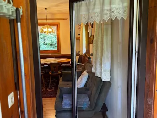 Ferienhaus-Waldenstein, Haus-Waldenstein, Urlaub im Lavanttal in Kärnten, Wandern, Radfahren, Skifahren, Winterurlaub, Badeseen, Restaurants, Sehenswürdigkeiten, Ausflugziele, Kärnten entdecken, Ruhe, Natur, Zeit füreinander haben, Urlaub mit Herz, ruhige Lage, komfortable Ausstattung für Familien, Paare und Hundebesitzer, Gäste aus Österreich, Gäste aus Deutschland, Gäste aus der Schweiz, Ferienhaus,  Annelies Stückler