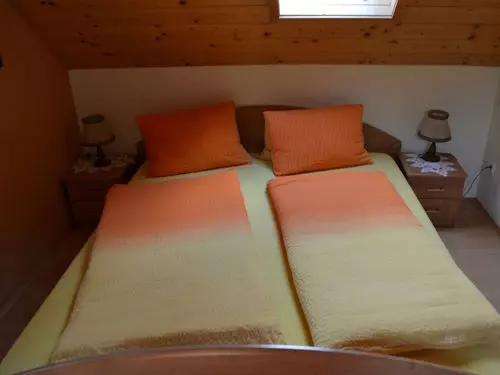 Ferienhaus-Waldenstein, Haus-Waldenstein, Urlaub im Lavanttal in Kärnten, Wandern, Radfahren, Skifahren, Winterurlaub, Badeseen, Restaurants, Sehenswürdigkeiten, Ausflugziele, Kärnten entdecken, Ruhe, Natur, Zeit füreinander haben, Urlaub mit Herz, ruhige Lage, komfortable Ausstattung für Familien, Paare und Hundebesitzer, Gäste aus Österreich, Gäste aus Deutschland, Gäste aus der Schweiz, Ferienhaus,  Annelies Stückler