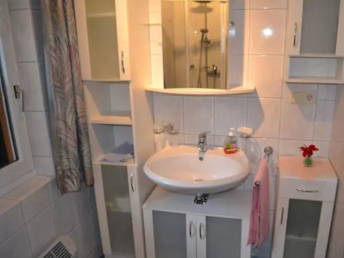 Ferienhaus-Waldenstein, Haus-Waldenstein, Urlaub im Lavanttal in Kärnten, Wandern, Radfahren, Skifahren, Winterurlaub, Badeseen, Restaurants, Sehenswürdigkeiten, Ausflugziele, Kärnten entdecken, Ruhe, Natur, Zeit füreinander haben, Urlaub mit Herz, ruhige Lage, komfortable Ausstattung für Familien, Paare und Hundebesitzer, Gäste aus Österreich, Gäste aus Deutschland, Gäste aus der Schweiz, Ferienhaus,  Annelies Stückler