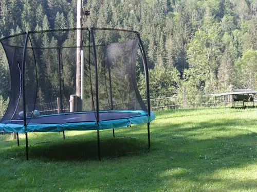 Außenanlage Ferienhaus-Waldenstein, Haus-Waldenstein, Urlaub im Lavanttal in Kärnten, Wandern, Radfahren, Skifahren, Winterurlaub, Badeseen, Restaurants, Sehenswürdigkeiten, Ausflugziele, Kärnten entdecken, Ruhe, Natur, Zeit füreinander haben, Urlaub mit Herz, ruhige Lage, komfortable Ausstattung für Familien, Paare und Hundebesitzer, Gäste aus Österreich, Gäste aus Deutschland, Gäste aus der Schweiz, Ferienhaus,  Annelies Stückler